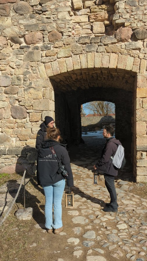 Guest at the gateway of Turaida Castle